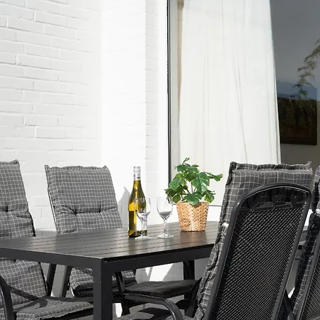 Haus Raketin Krabbe * Rettin